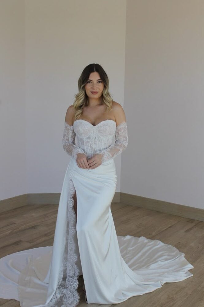 30 Corset Wedding Dress Ideas - LADY WEDDINGS